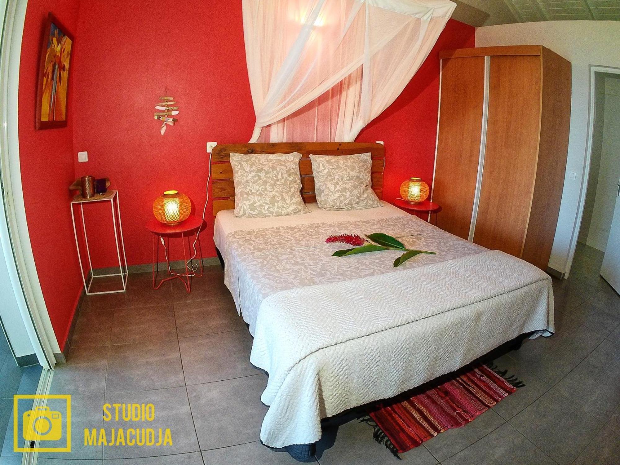Studio Malacca, Malanga Et Majacudja - O Coeur De Deshaies Værelse billede